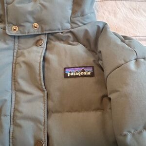 Women’s Patagonia Downdrift Jacket Green Size Large, Excellent Condition